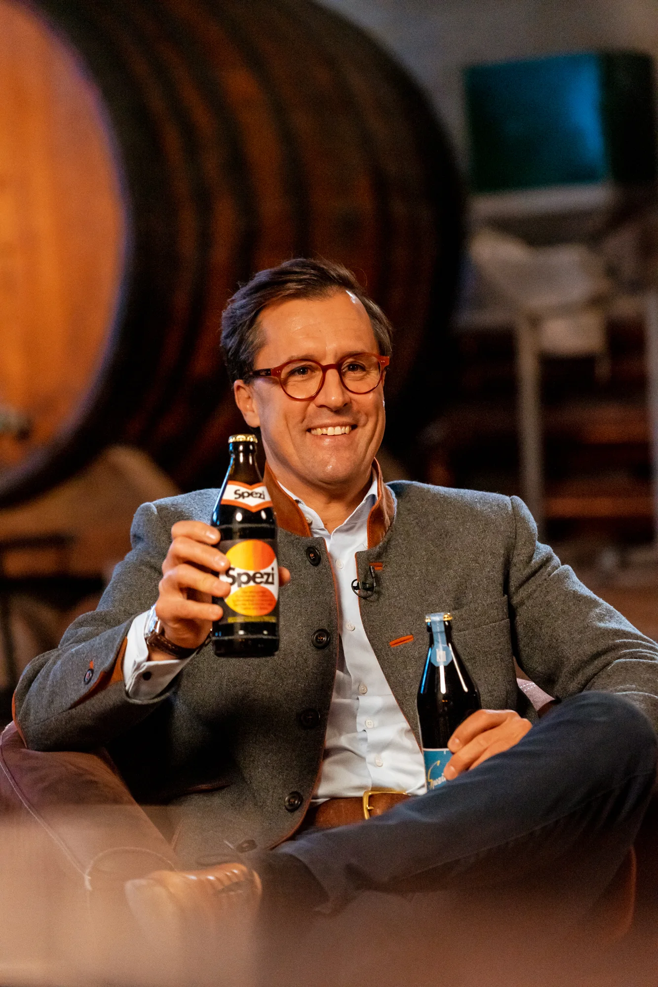 Spezi-Flasche im Mittelpunkt des Gesprächs am Set